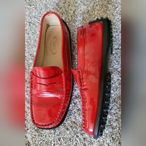 Tod’s Junior Red Patent Leather Driving Loafers sz EU 33